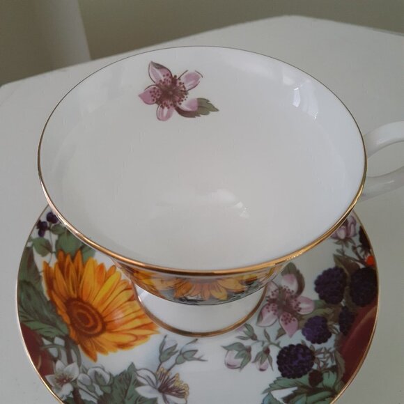Gracie Bone China Vintage Sunflower & Blossoms Gold Rim Tea Cup & Saucer Set - Picture 3 of 10